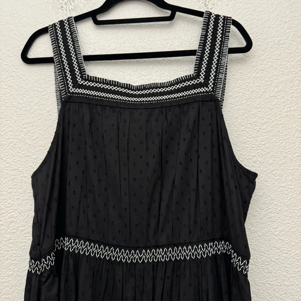 Old Navy Sleeveless Waist Defined Embroidered Clip Dot Maxi Dress Black NWT - Picture 12 of 16